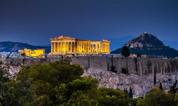 10 Tourist Spots That Ancient People Visited