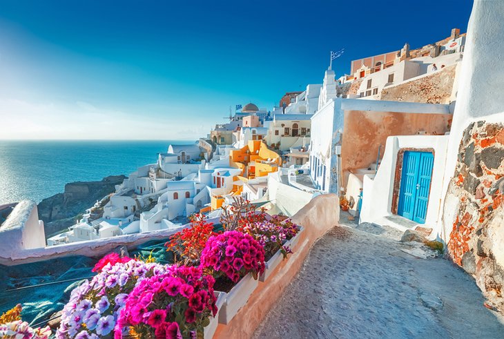 10 Unique Vacations For Your Travel Bucket List