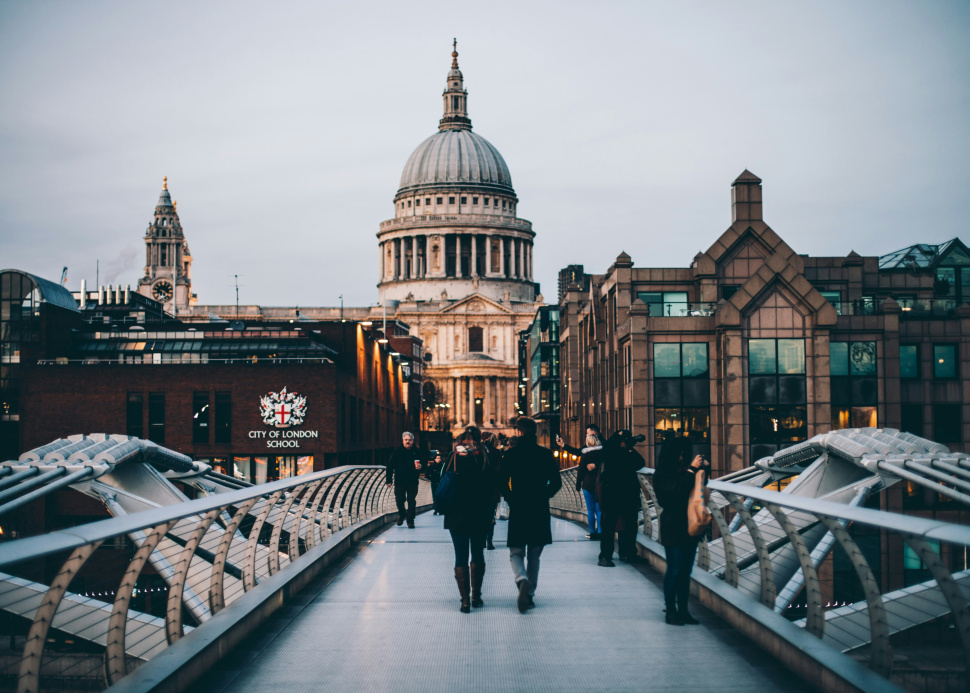 5 Essential Tips For a Business Trip to England